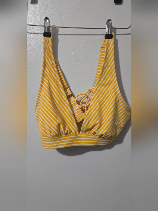 Black & White Striped Twist-Front Crop Top. Yellow & White Striped Bikini Top. - Picture 5 of 7